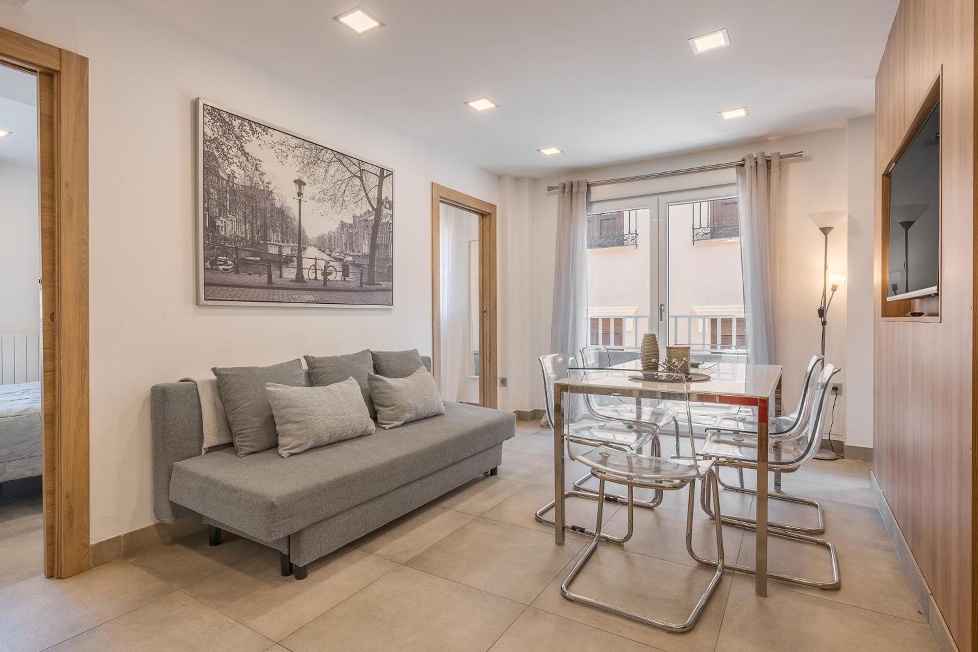 Family Catedral Centro Apartment *